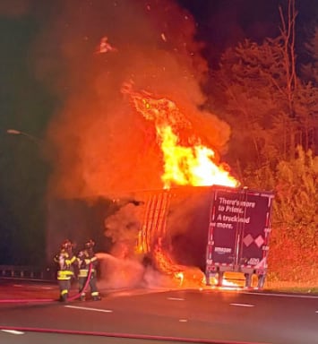 Tractor-Trailer Fire Closes Lanes on I-84 Eastbound in Southington