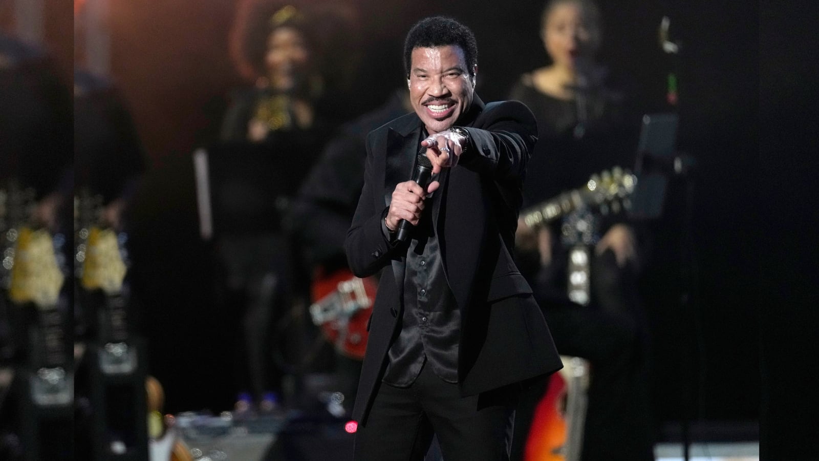 Lionel Richie Undergoes Heart Procedure for Atrial Fibrillation