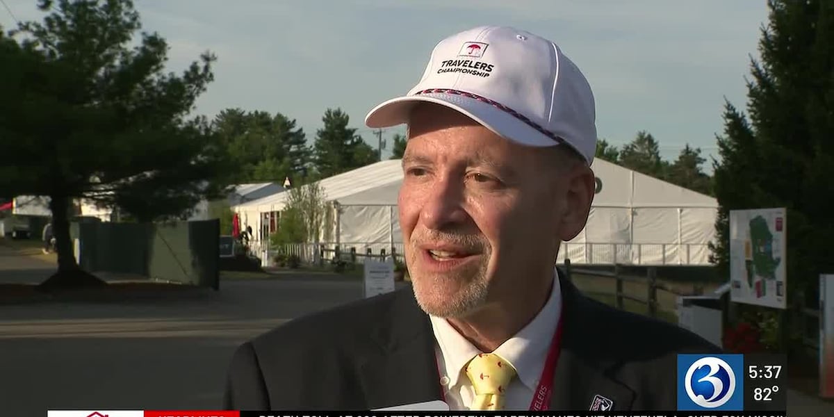Travelers Championship volunteer has been announcing the first tee for over 50 years