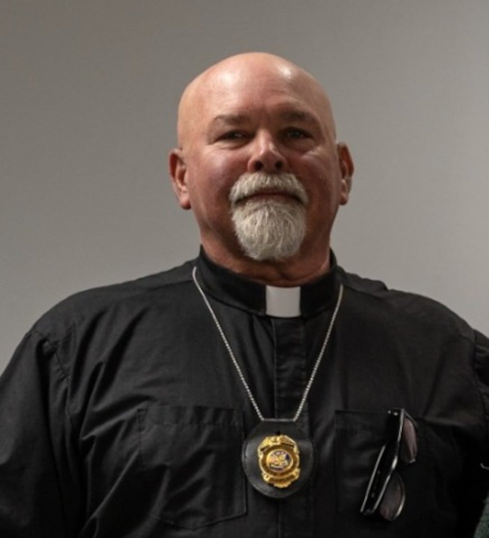 Funeral arrangements announced for police chaplain killed in crash