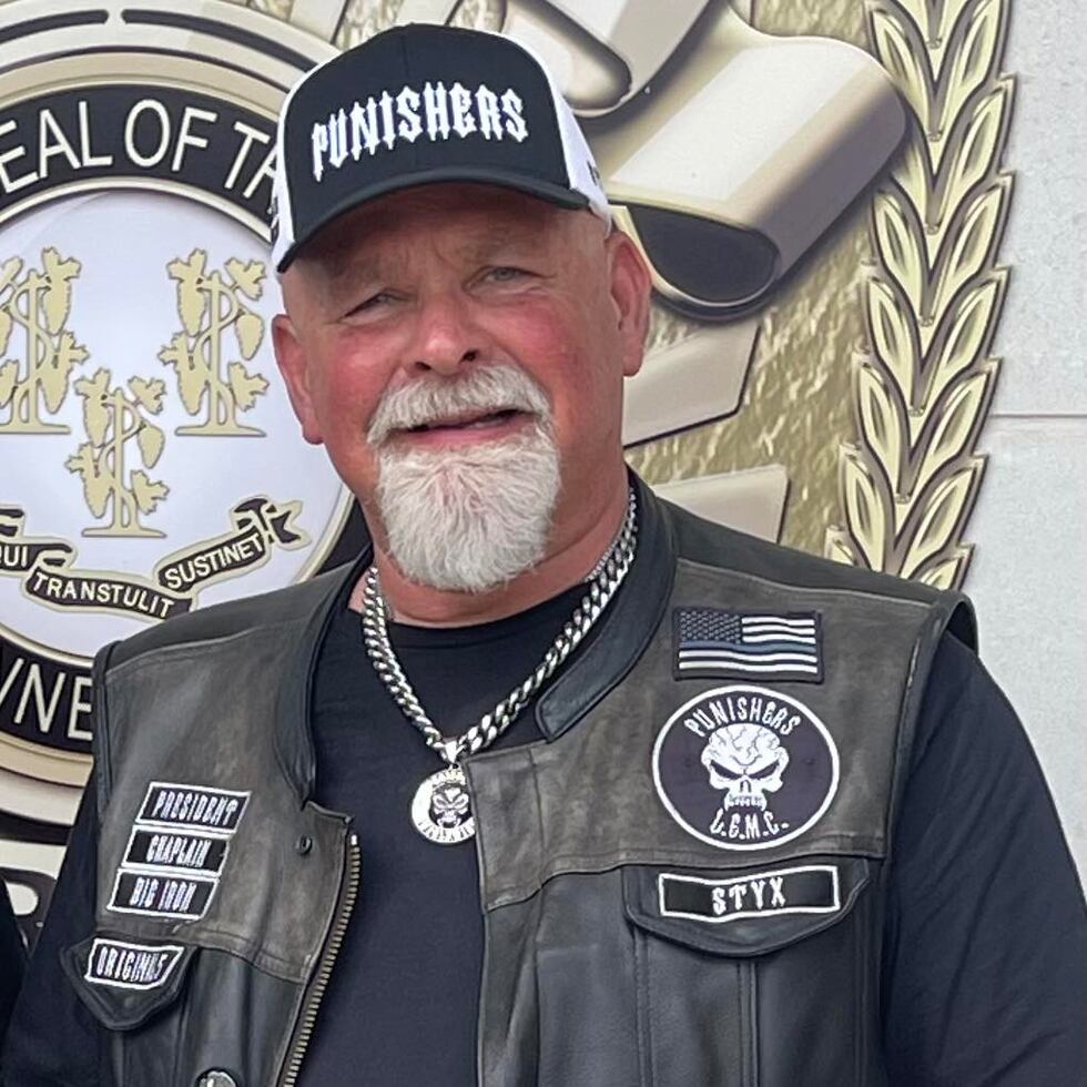 Funeral arrangements announced for police chaplain killed in crash