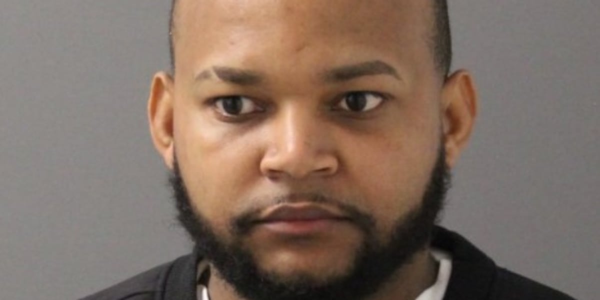 Pennsylvania fugitive arrested at Bradley Airport Pennsylvania fugitive arrested at Bradley Airport