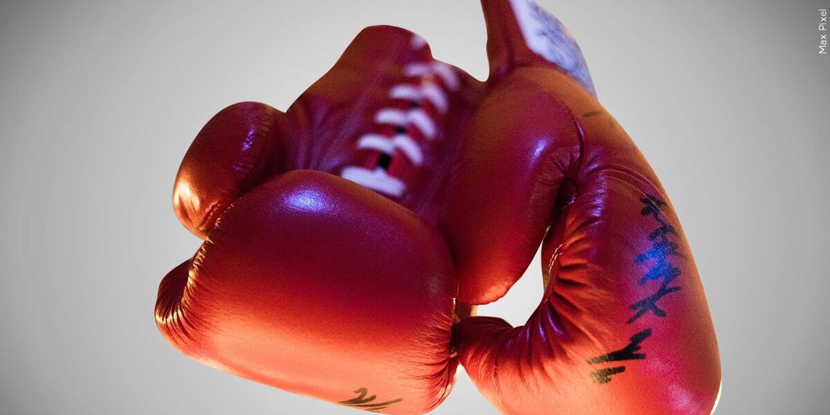 Middletown police boxing program mixed sports activities with stress aid for teenagers Middletown police boxing program mixed sports activities with stress aid for teenagers