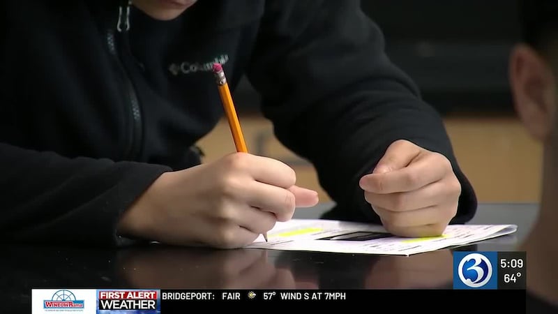 Connecticut lawmakers promise $270 million in school funding