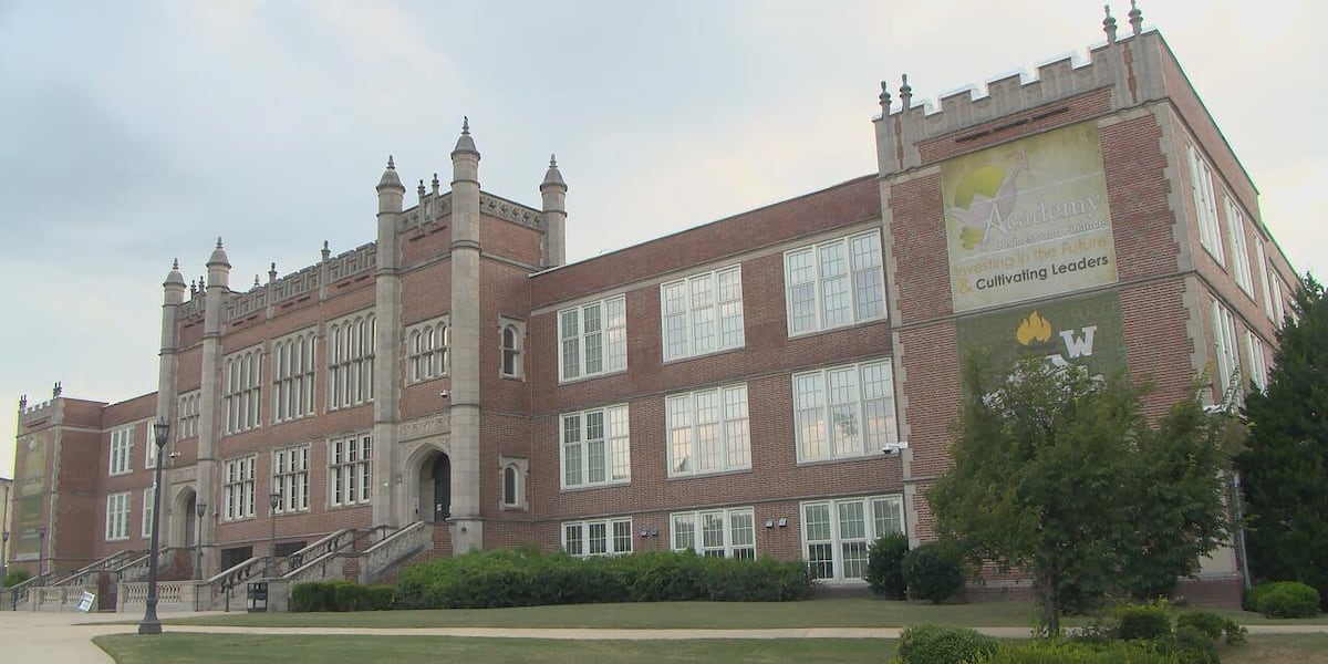 Proposal to move alumni events to Legion Field receives push back