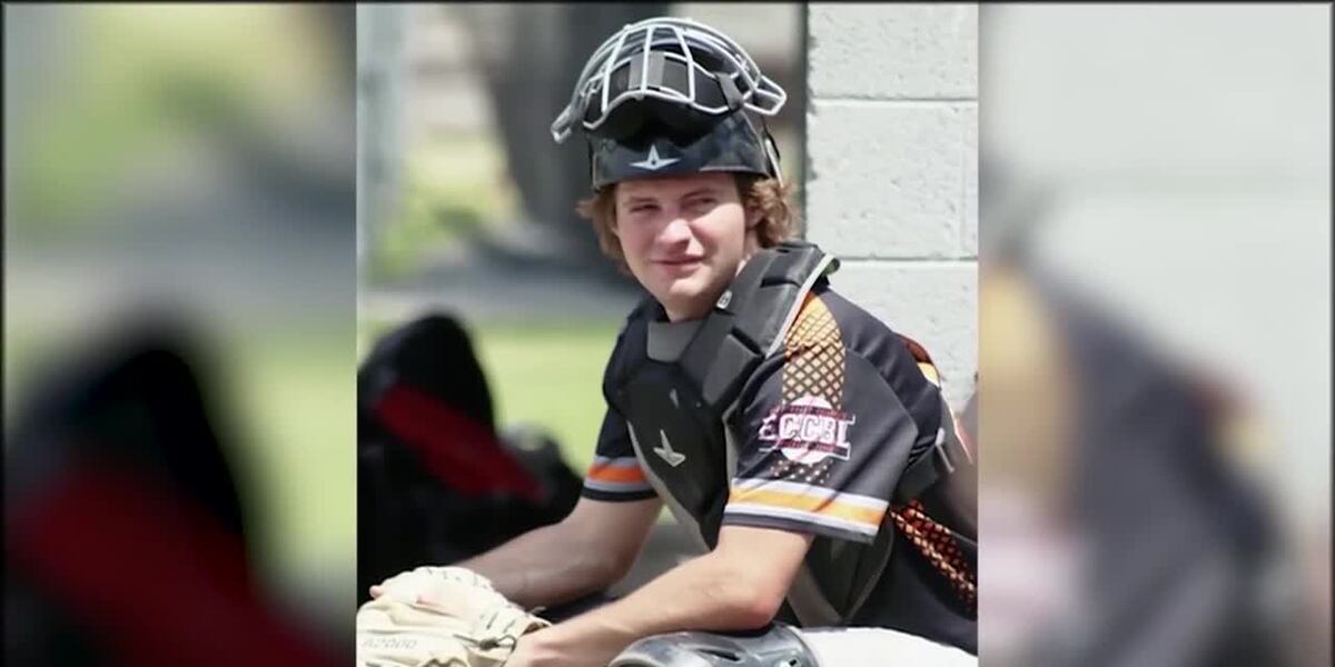 Coverage image for: Mom speaks after 22-year-old son fatally shot by police: 'He ended up at the wrong house'
